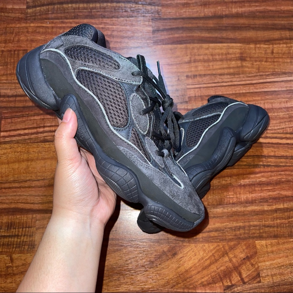 Yeezy 500 “Utility Black”